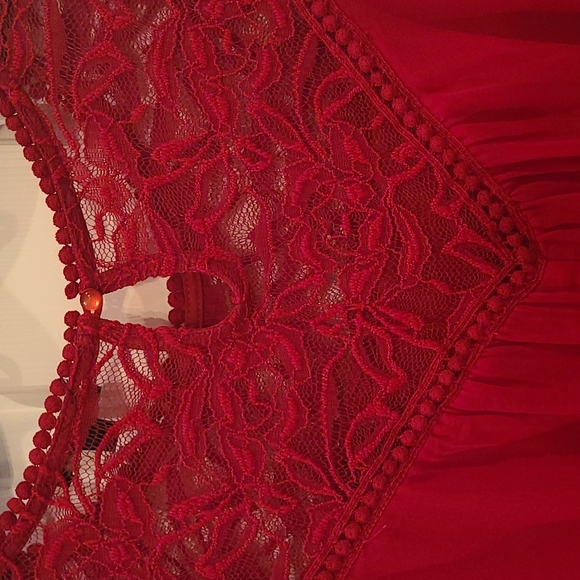 As U Wish Red Lace Dress NWT - Picture 3 of 6